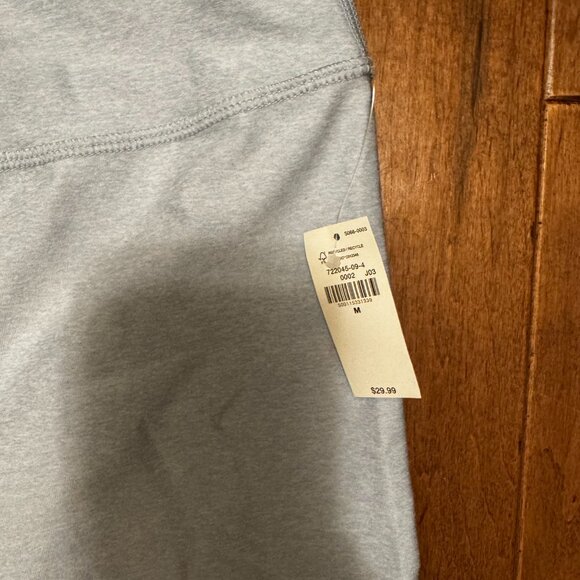 NWT Old Navy Active Cloud+ Go-Dry Leggings – Baby Blue – Size M - Picture 5 of 6